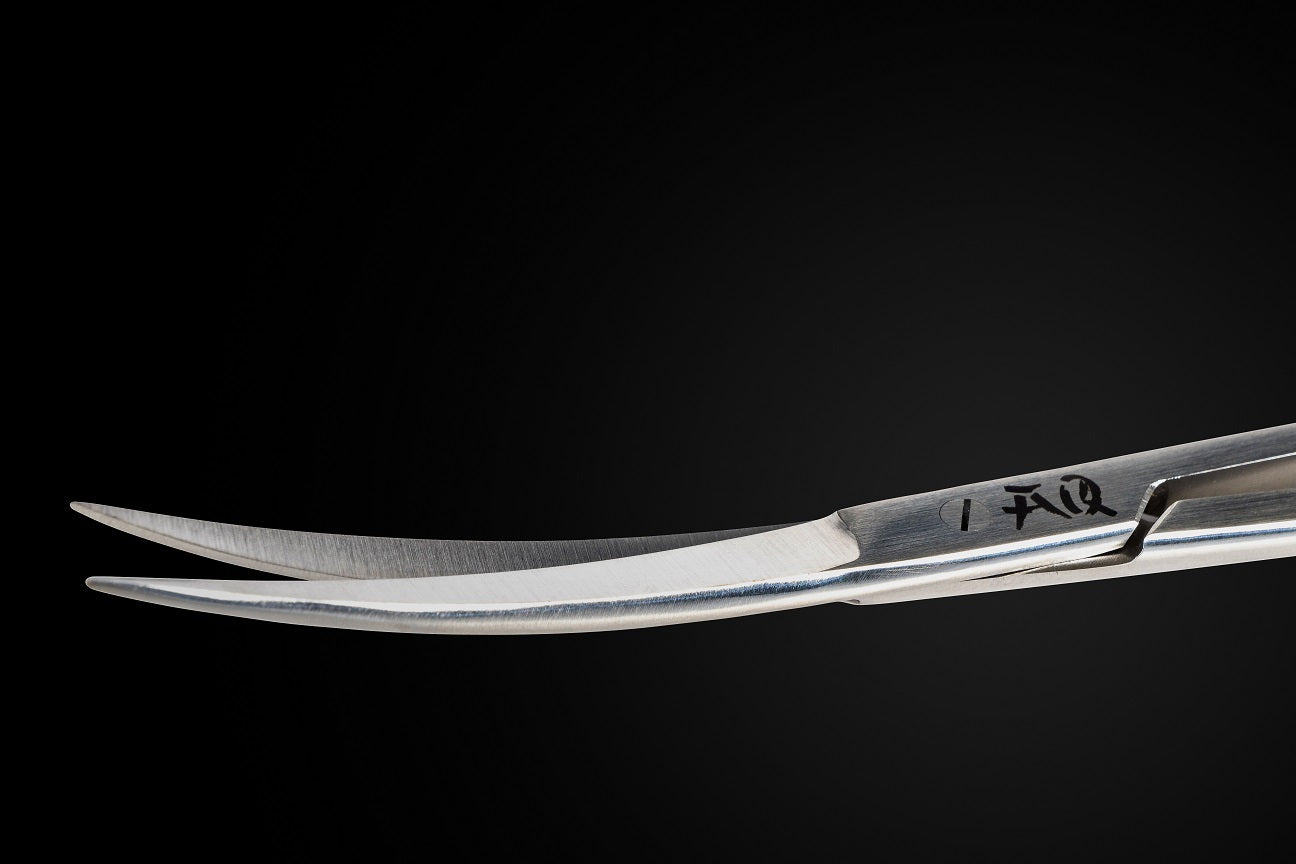 Curved Scissor